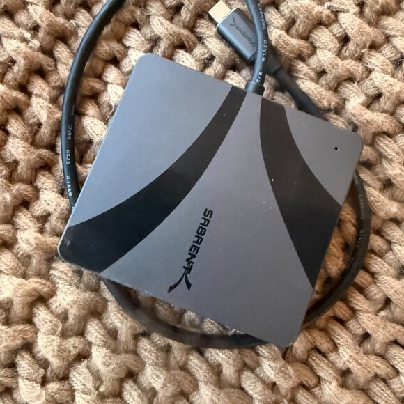 SanDisk Professional + Sabrent USB-C Card Reader Bundle - Picture 8 of 9